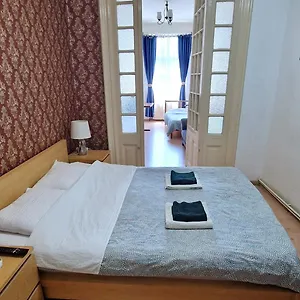 Apartment Domum Unirea, Across The Street Of Old Center